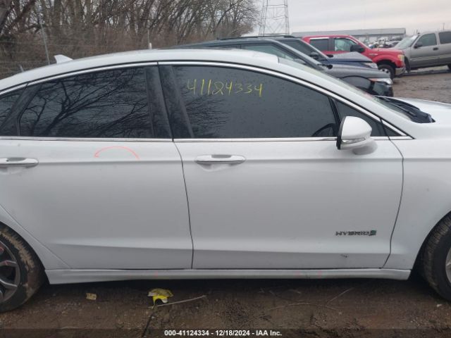 3FA6P0RU1KR110219 Ford Fusion Hybrid Titanium