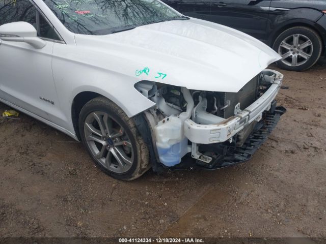 3FA6P0RU1KR110219 Ford Fusion Hybrid Titanium