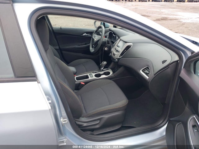 Chevrolet Cruze Ls Auto 2017 1G1BC5SM7H7216470 Image 5