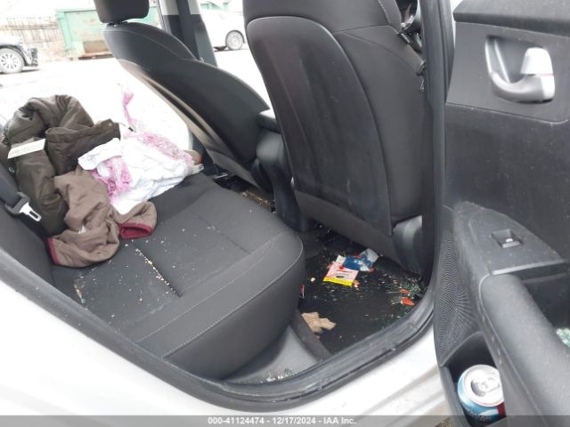 3KPF24AD9KE091826 KIA Forte Lxs
