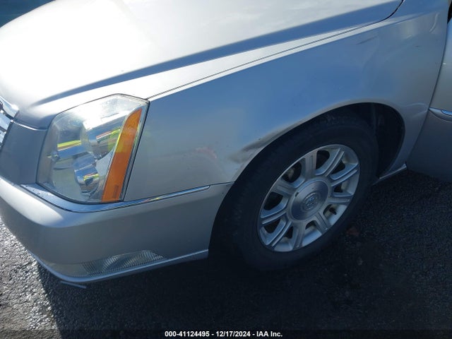 2011 CADILLAC DTS 1G6KA5E65BU116521 Photo 5