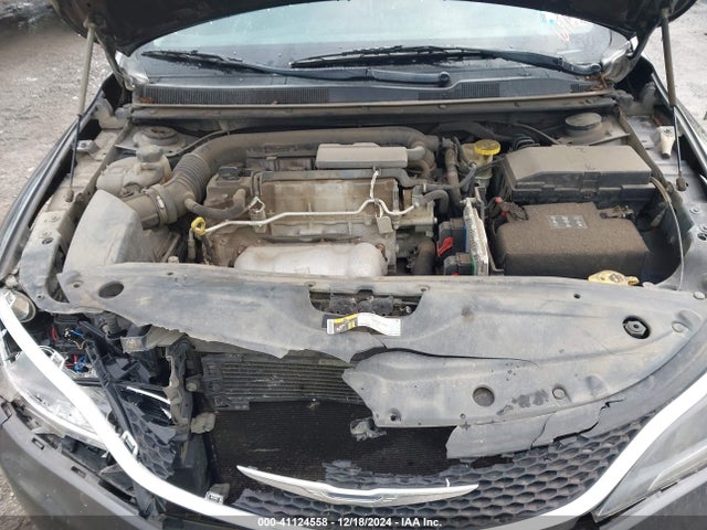 1C3CCCFBXGN186419 Chrysler 200 Touring