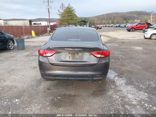 Chrysler 200 Touring 2016 1C3CCCFBXGN186419 Image 16