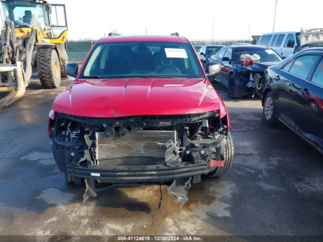 3C4PDCAB4JT531632 Dodge JOURNEY SE