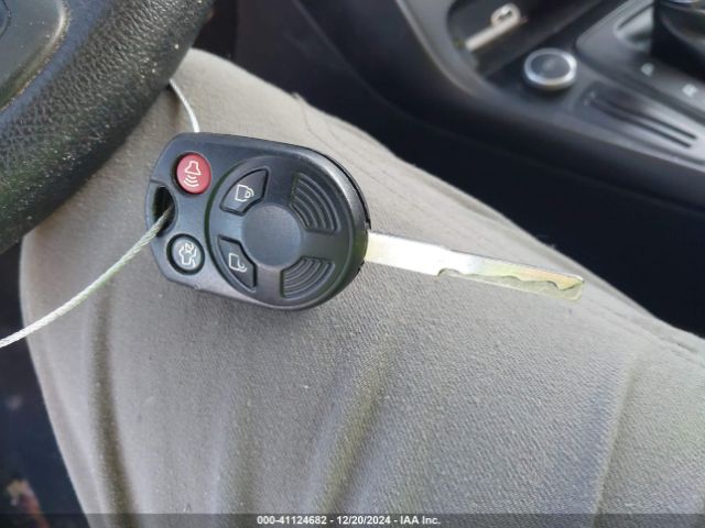1FADP3E20HL316605 Ford FOCUS S