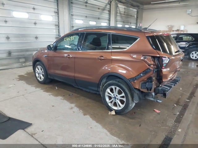 Ford ESCAPE SE 2017 1FMCU0GDXHUE52306 Image 3