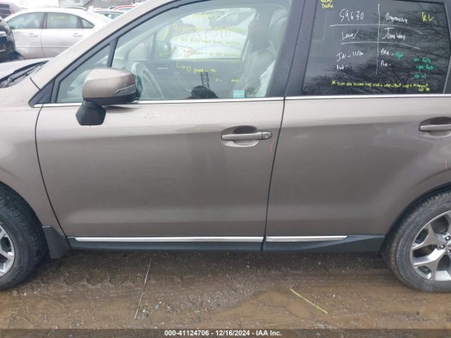 JF2SJATC4HH447365 Subaru Forester 2.5i Touring