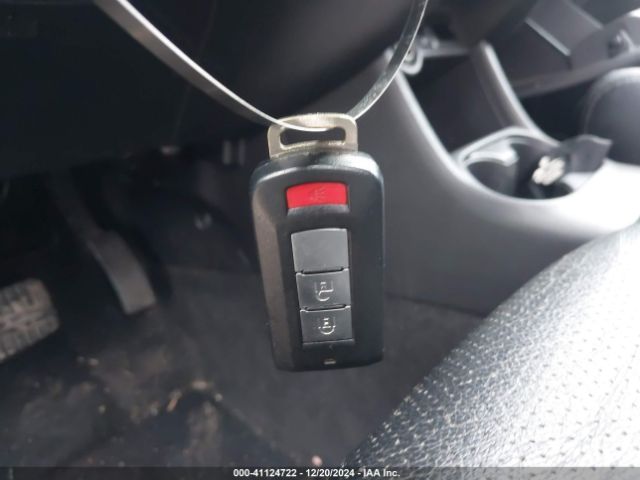 2016 MITSUBISHI OUTLANDER JA4AD3A36GZ010826 Photo 10