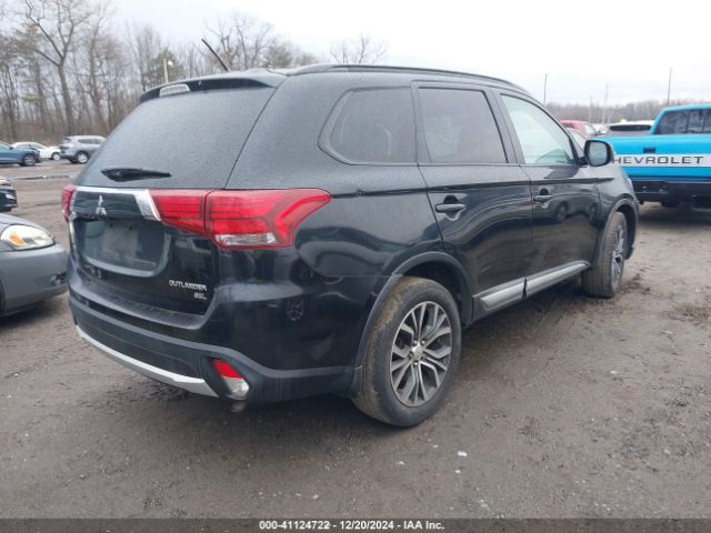 2016 MITSUBISHI OUTLANDER JA4AD3A36GZ010826 Photo 3