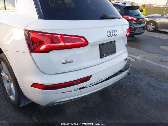 WA1BNAFY1J2188735 Audi Q5 2.0t Premium