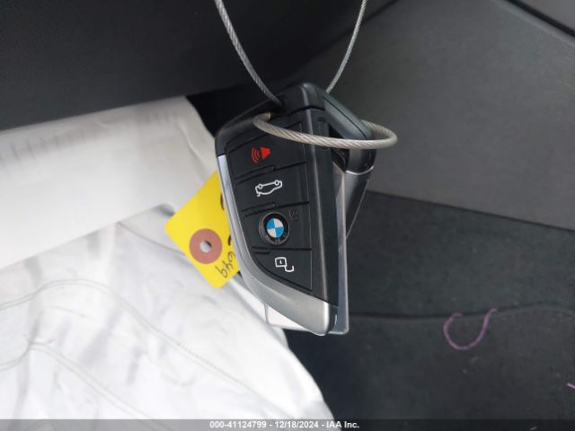3MW39FF04P8D51147 BMW 3 Series 330e