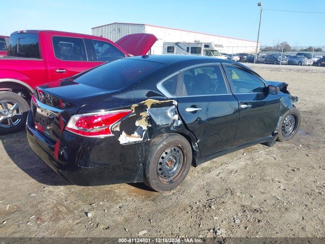 Nissan Altima 2.5 S 2015 1N4AL3AP3FN394037 Image 4