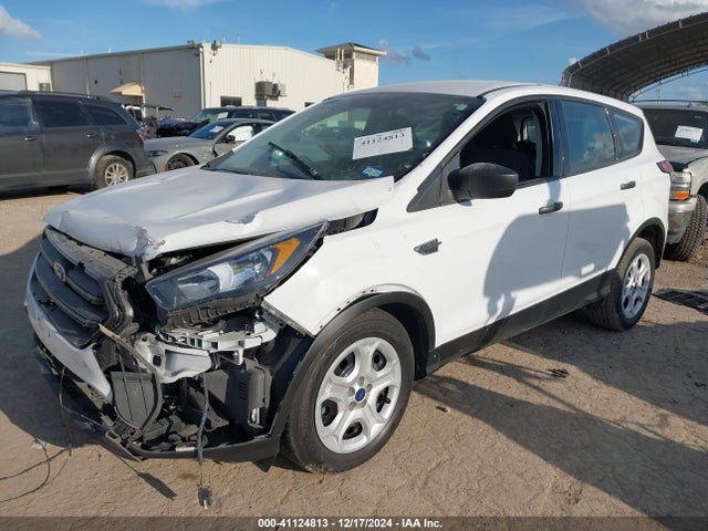 Ford ESCAPE S 2018 1FMCU0F74JUC72918 Image 2