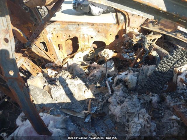 2017 CHEVROLET VOLT 1G1RC6S55HU101820 Photo 4