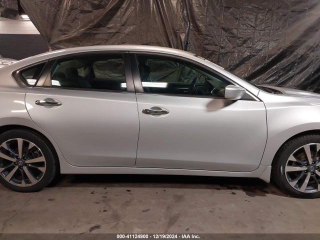Nissan Altima 2.5 Sr 2017 1N4AL3AP8HC165397 Image 13