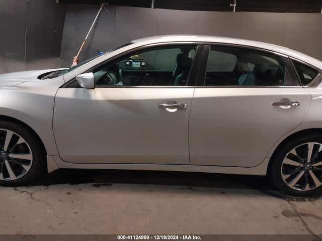 Nissan Altima 2.5 Sr 2017 1N4AL3AP8HC165397 Image 14