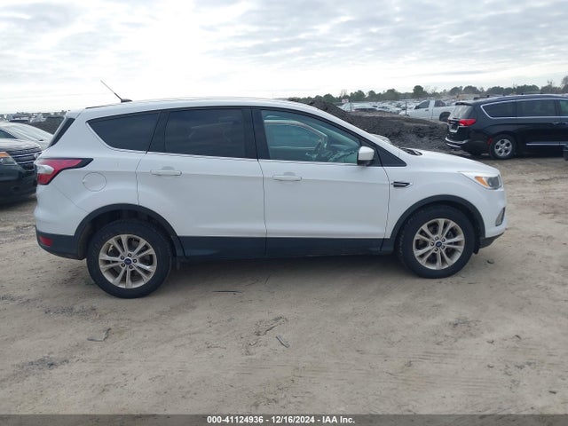 Ford ESCAPE SE 2017 1FMCU0GDXHUC68404 Image 14