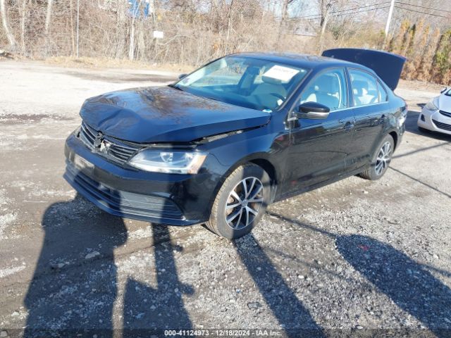 3VMDB7AJ2JM221333 Volkswagen Jetta