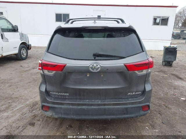 Toyota Highlander Xle 2017 5TDJZRFH4HS403645 Image 16