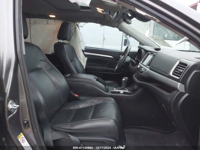 Toyota Highlander Xle 2017 5TDJZRFH4HS403645 Image 5