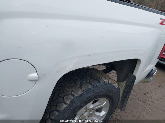 3GCUKREC4JG578148 Chevrolet Silverado 1500 2lt