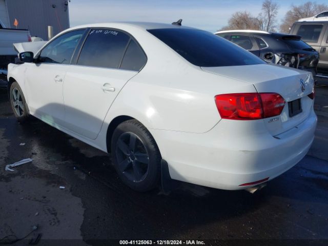3VWLL7AJ4EM407258 Volkswagen Jetta 2.0l Tdi