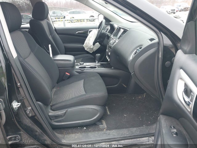 5N1DR2MM7JC638158 Nissan Pathfinder Sv