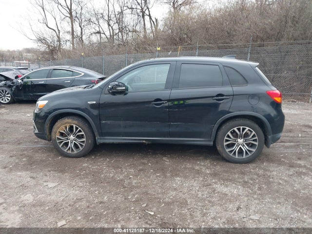 JA4AR3AU8HZ011472 Mitsubishi Outlander Sport 2.0 Es/2.0 Le
