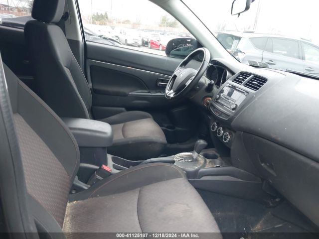 2017 MITSUBISHI OUTLANDER SPORT JA4AR3AU8HZ011472 Photo 4