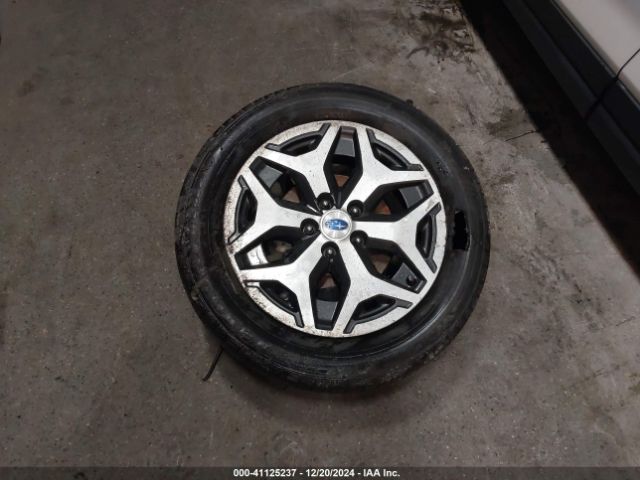 JF2SKAEC3KH489530 Subaru Forester Premium