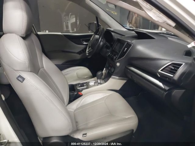 JF2SKAEC3KH489530 Subaru Forester Premium