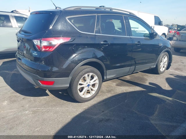 Ford ESCAPE SE 2017 1FMCU0G90HUF08670 Image 4