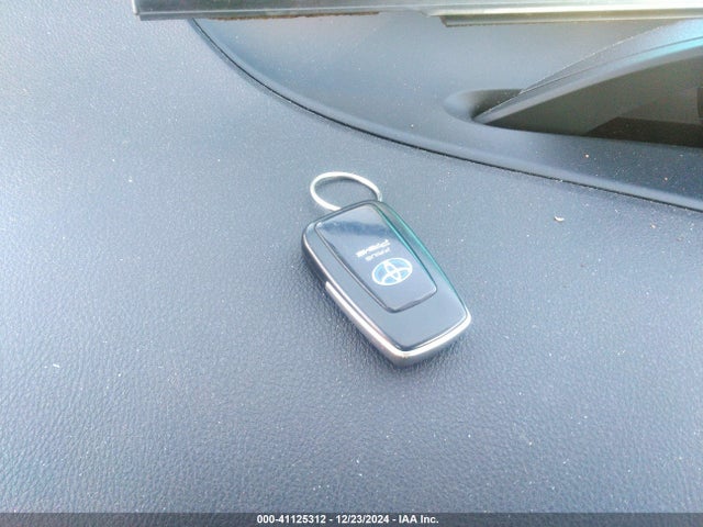 Toyota Prius Prime Advanced 2017 JTDKARFPXH3024511 Image 11
