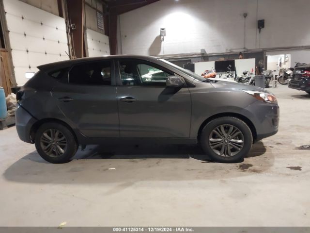 KM8JTCAF4FU969832 Hyundai TUCSON GLS