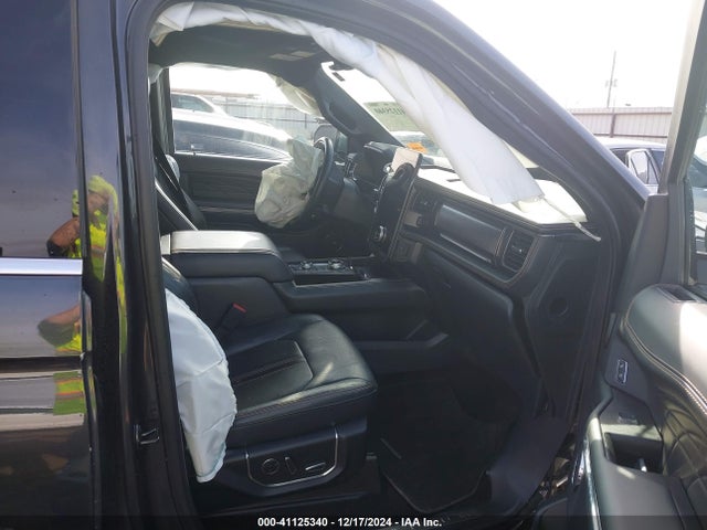 1FMJU1MT4NEA00365 Ford Expedition Platinum