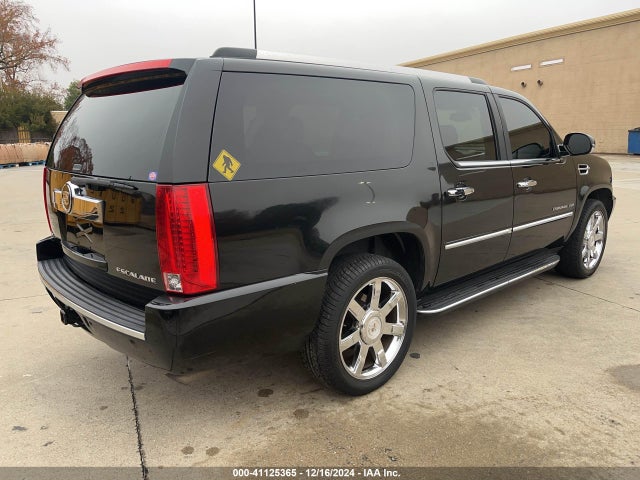 2011 CADILLAC ESCALADE ESV 1GYS4HEF4BR310072 Photo 3