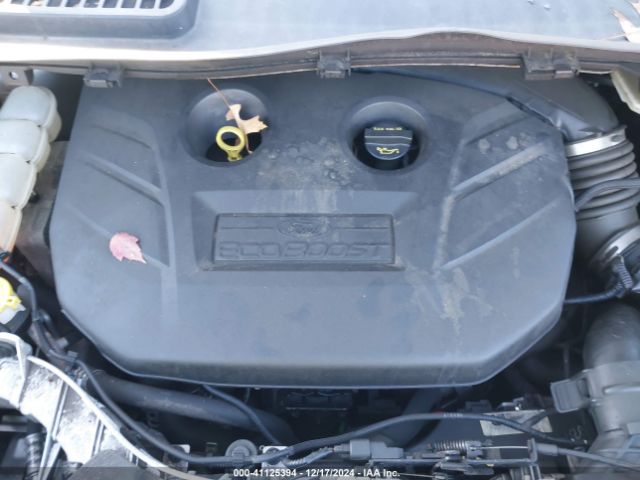 1FMCU9J90EUA37595 Ford Escape Titanium
