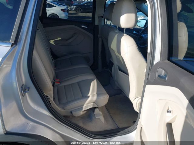 1FMCU9J90EUA37595 Ford Escape Titanium