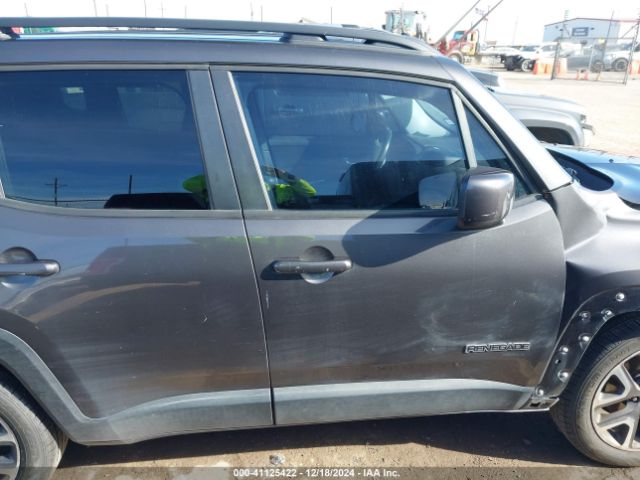 ZACCJABT2GPC52182 Jeep Renegade Latitude