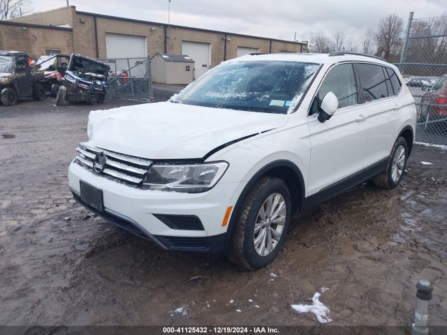 3VV2B7AX0JM059332 Volkswagen Tiguan 2.0t Se/2.0t Sel