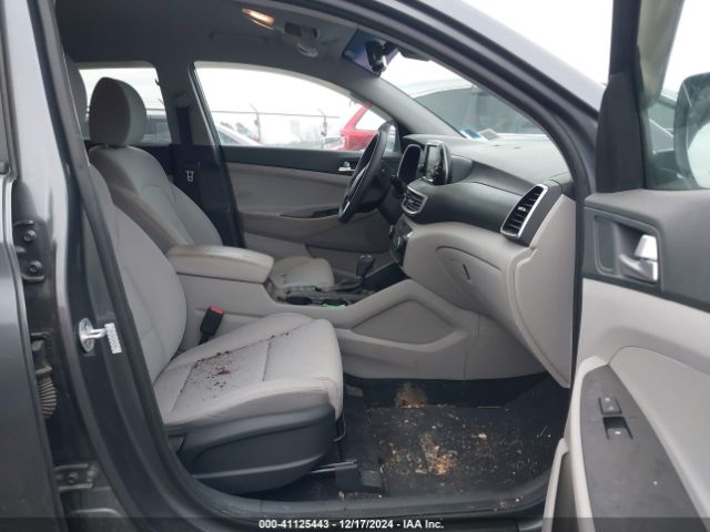 KM8J3CA4XKU076864 Hyundai Tucson Value