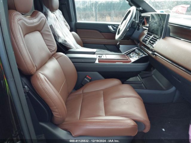 5LMJJ2LT8NEL15103 Lincoln Navigator Reserve