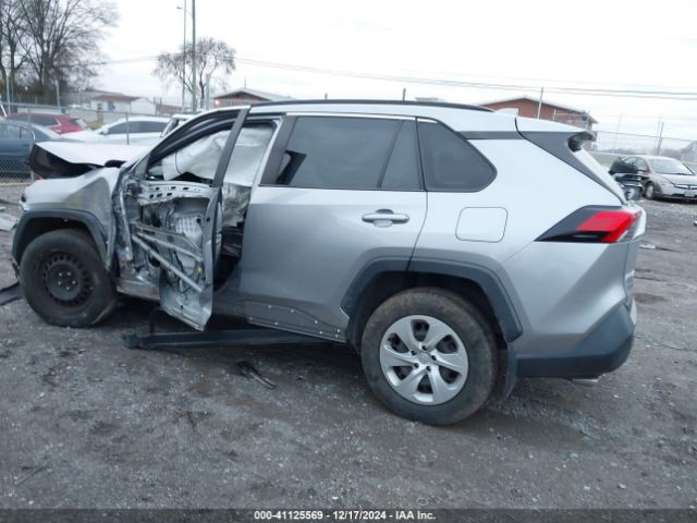JTMF1RFV4KD013070 Toyota RAV4 LE