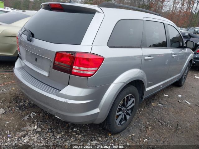 3C4PDCAB4JT208620 Dodge JOURNEY SE