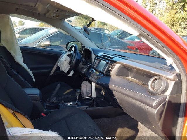Toyota Rav4 Xle 2016 JTMWFREV9GJ074703 Image 5