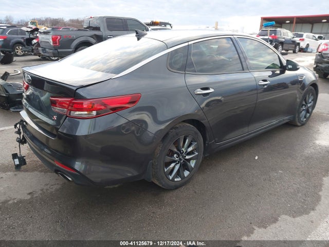 KIA Optima S 2018 5XXGT4L30JG246775 Image 4