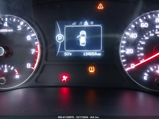 KIA Optima S 2018 5XXGT4L30JG246775 Image 7