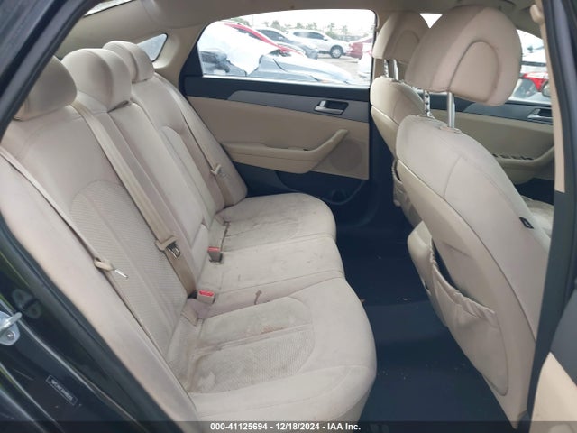 Hyundai SONATA SE 2017 5NPE24AF7HH480255 Image 8