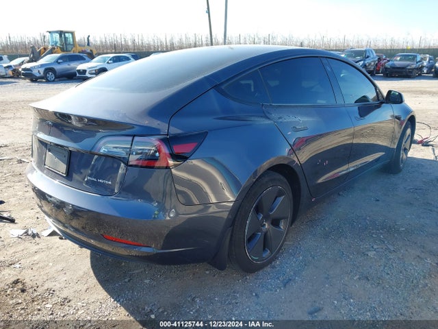 2022 TESLA MODEL 3 5YJ3E1EB3NF138932 Photo 3