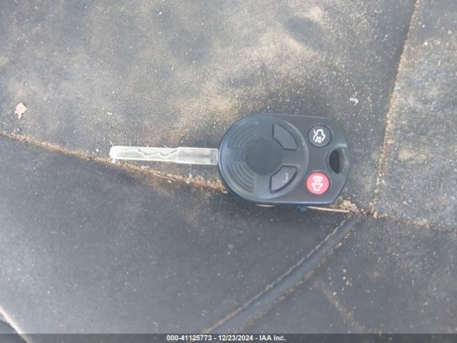 1FADP3K25JL315752 Ford FOCUS SE